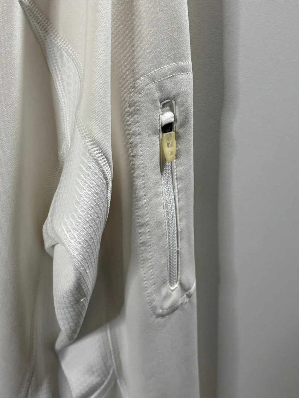 The North Face White Men’s Quarter-Zip Flight Series Performance Pullover M